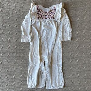EUC Carter’s Baby Girl Long Sleeve Jumpsuit, Ivory Floral, 12 Months